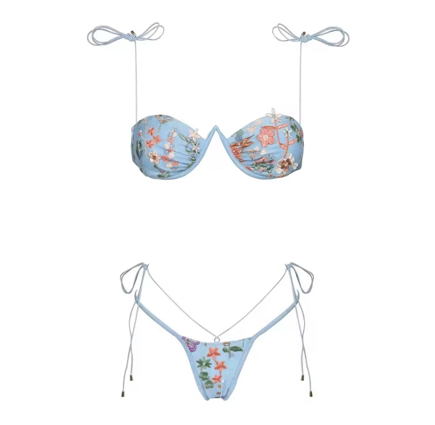 Eleganter Bikini mit Blumenmuster