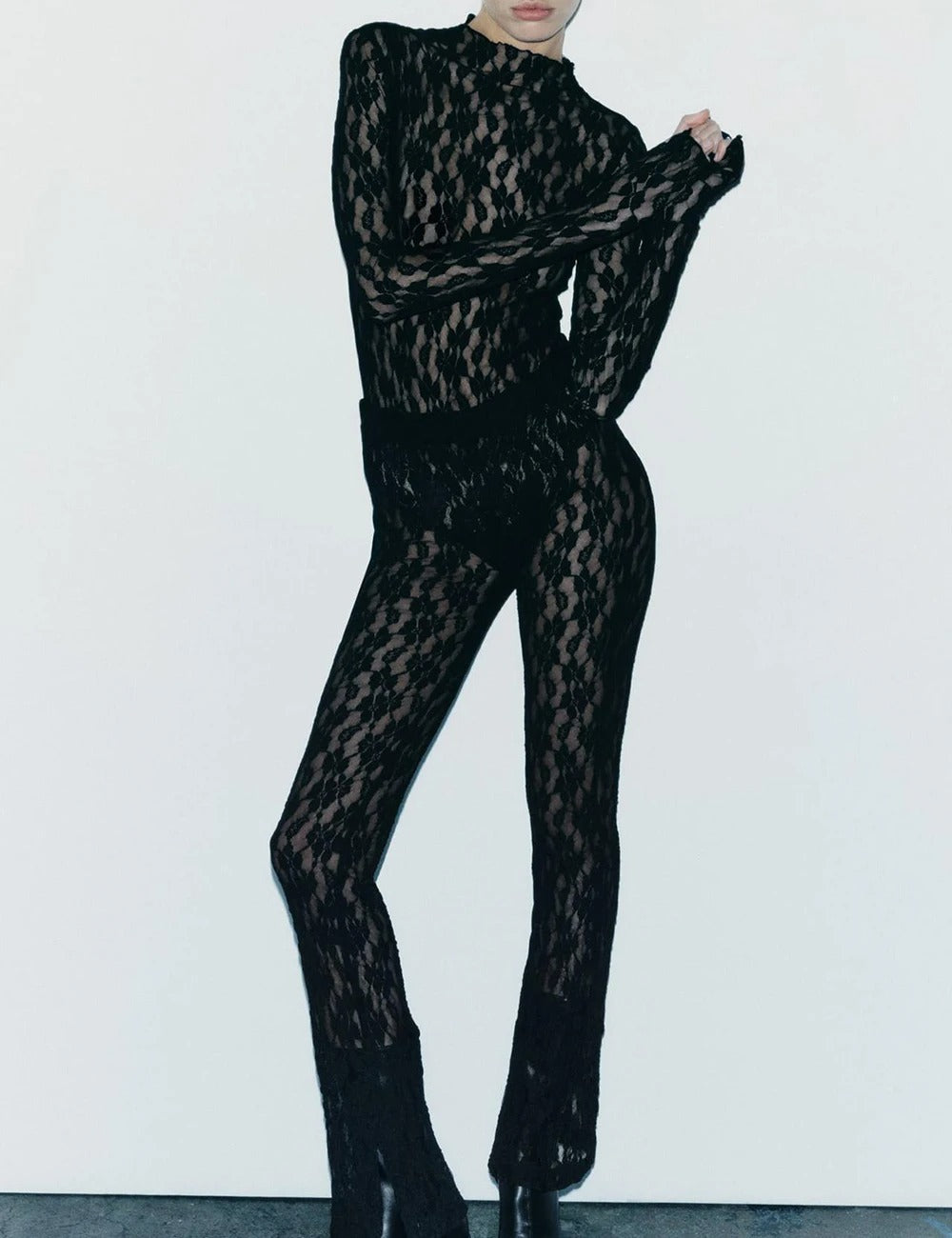 Elegant Lace Long Sleeve Bodysuit