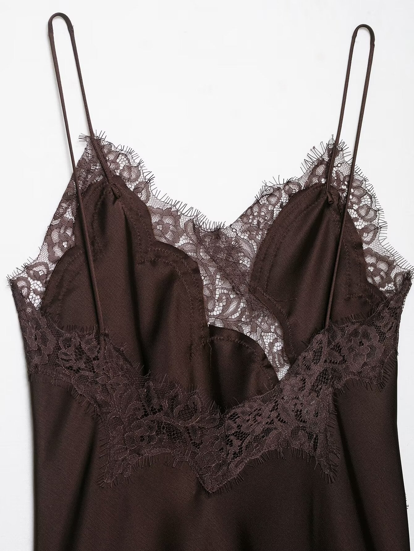Lue Kleid in Satin