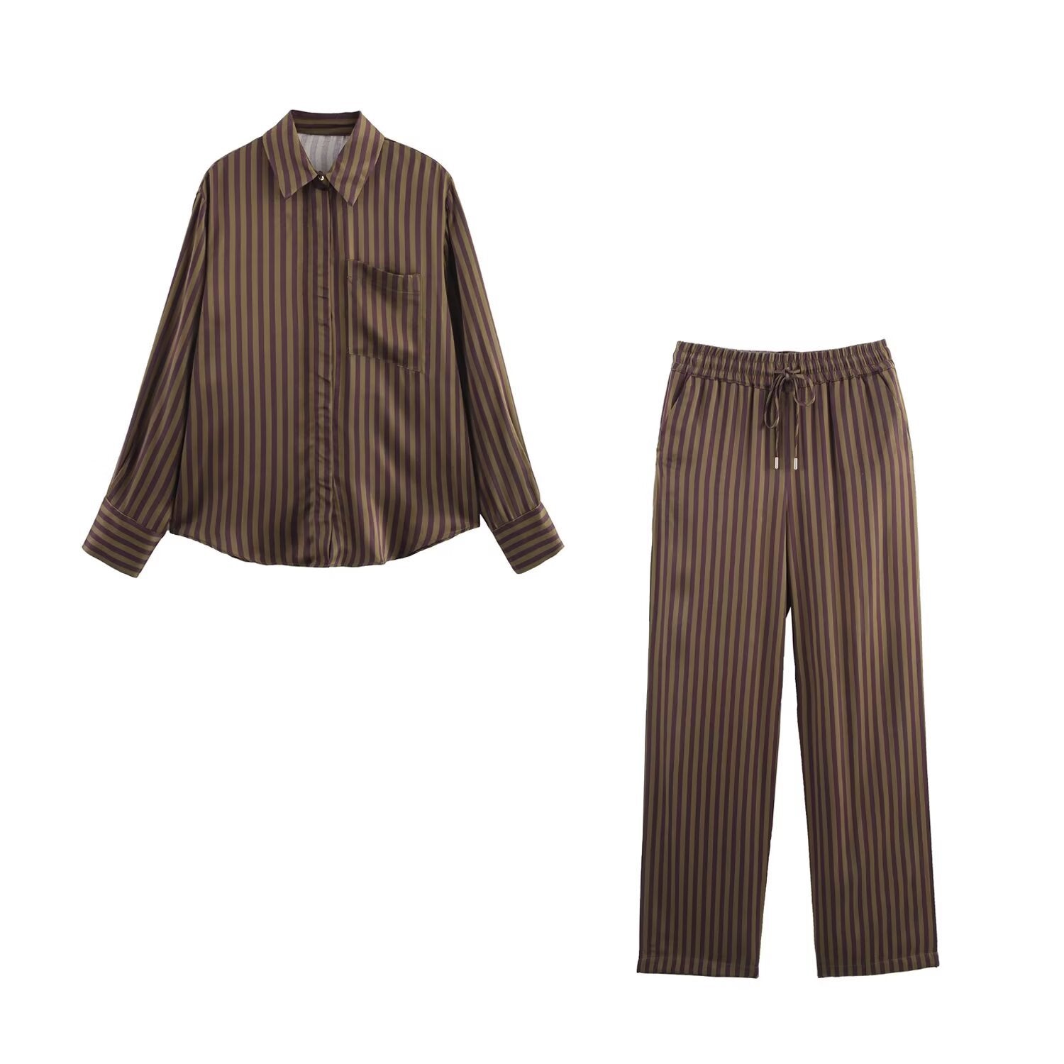 Lässiger Zweiteiler mit Streifen