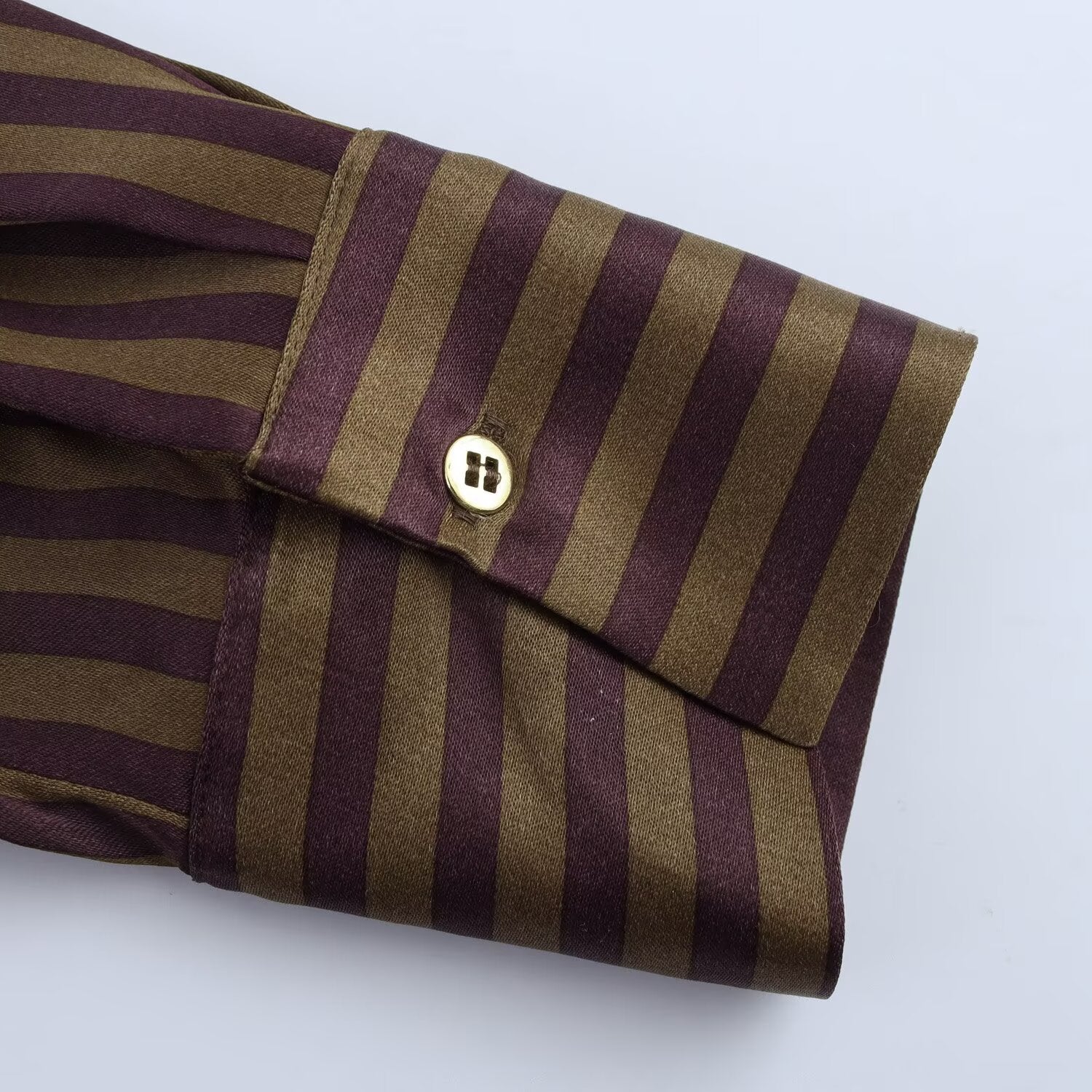 Lässiger Zweiteiler mit Streifen