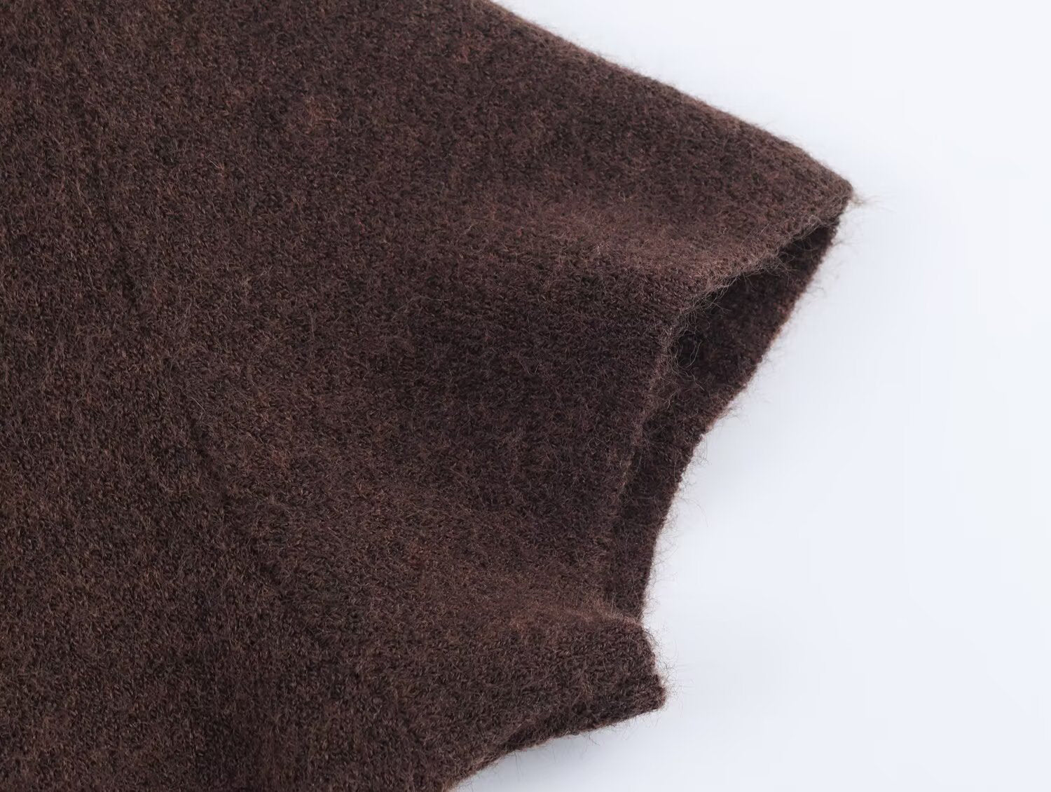 Elegantes Strick-Kleid in Dunkelbraun