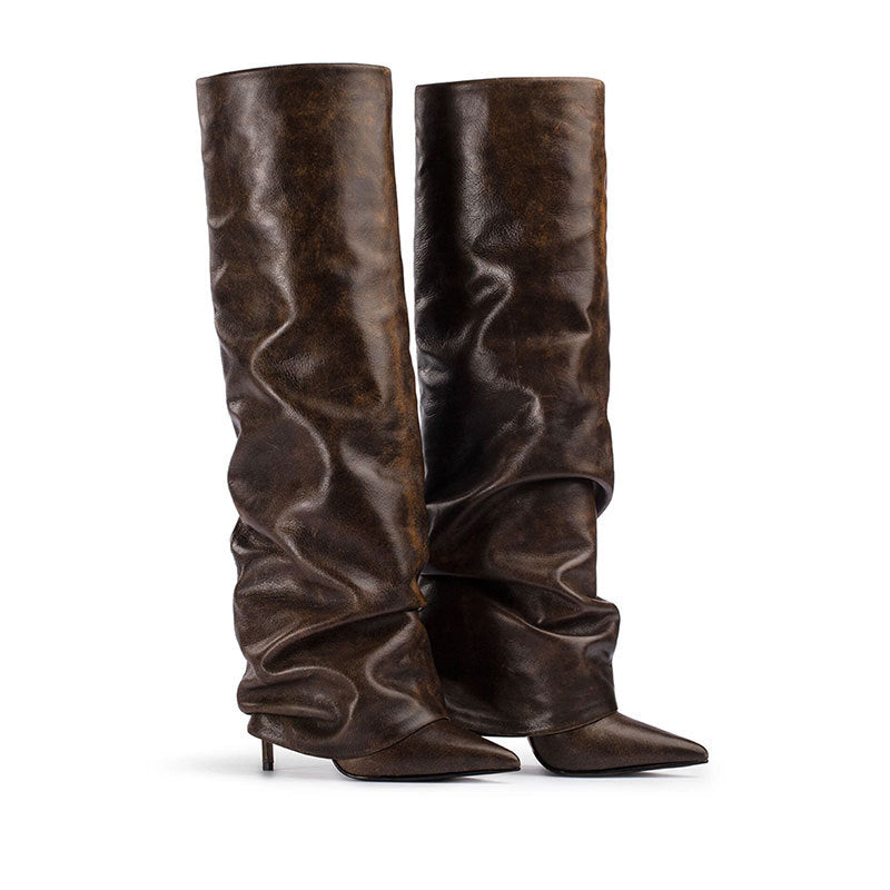 Raffinierte Slouchy Boots aus veganem Leder