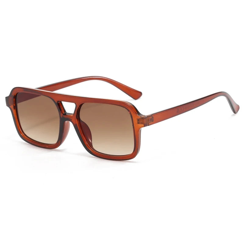 Retro Square: Trendige quadratische Brille in vielfältigen Farben und stilvollem Gestell“