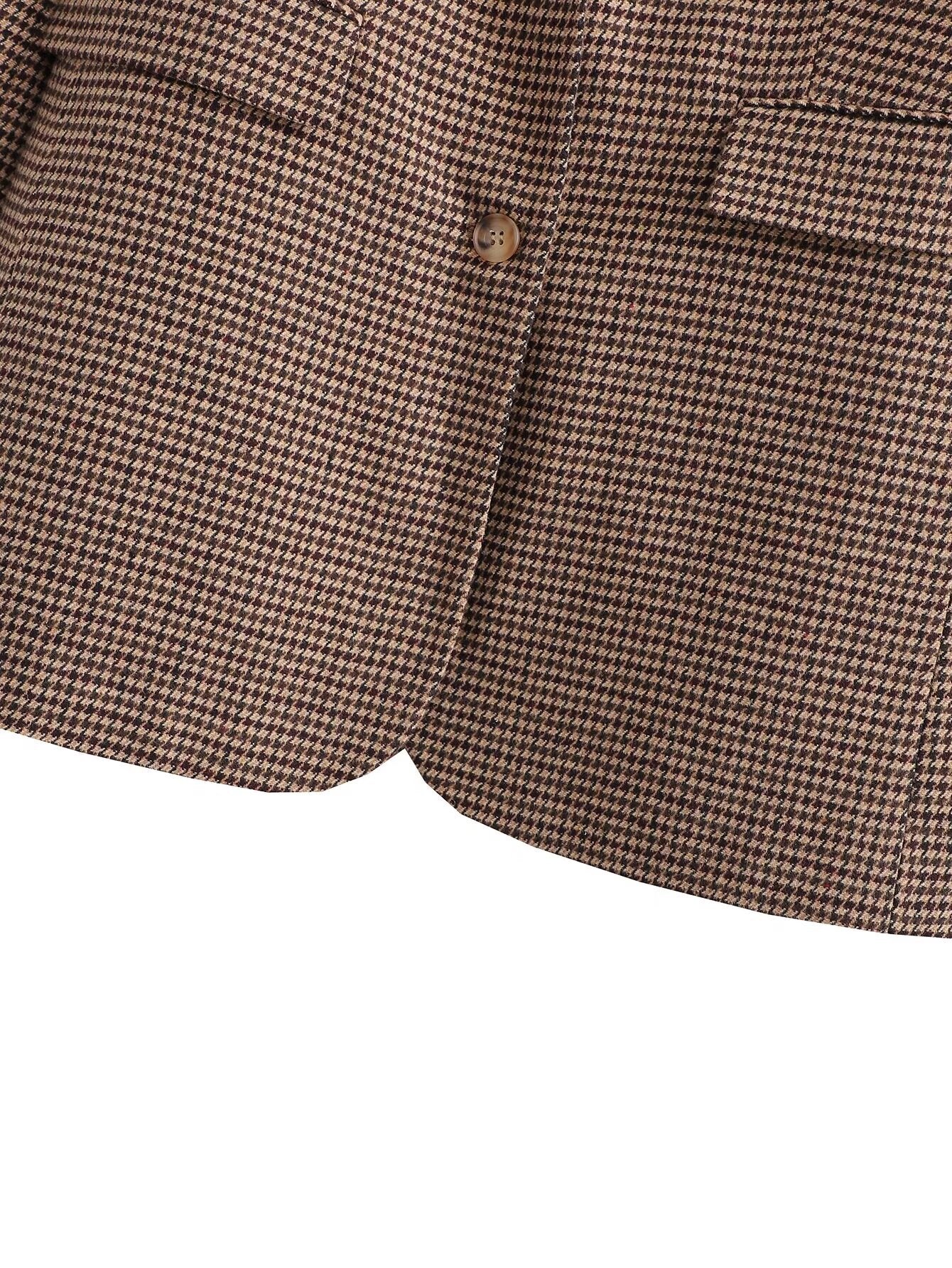 Oversized Check Blazer – Pre-Fall Statement Piece