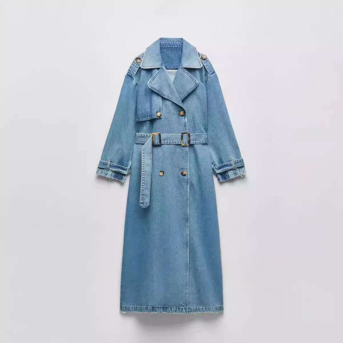 Langer Denim-Trenchcoat mit Gürtel und klassischen Details