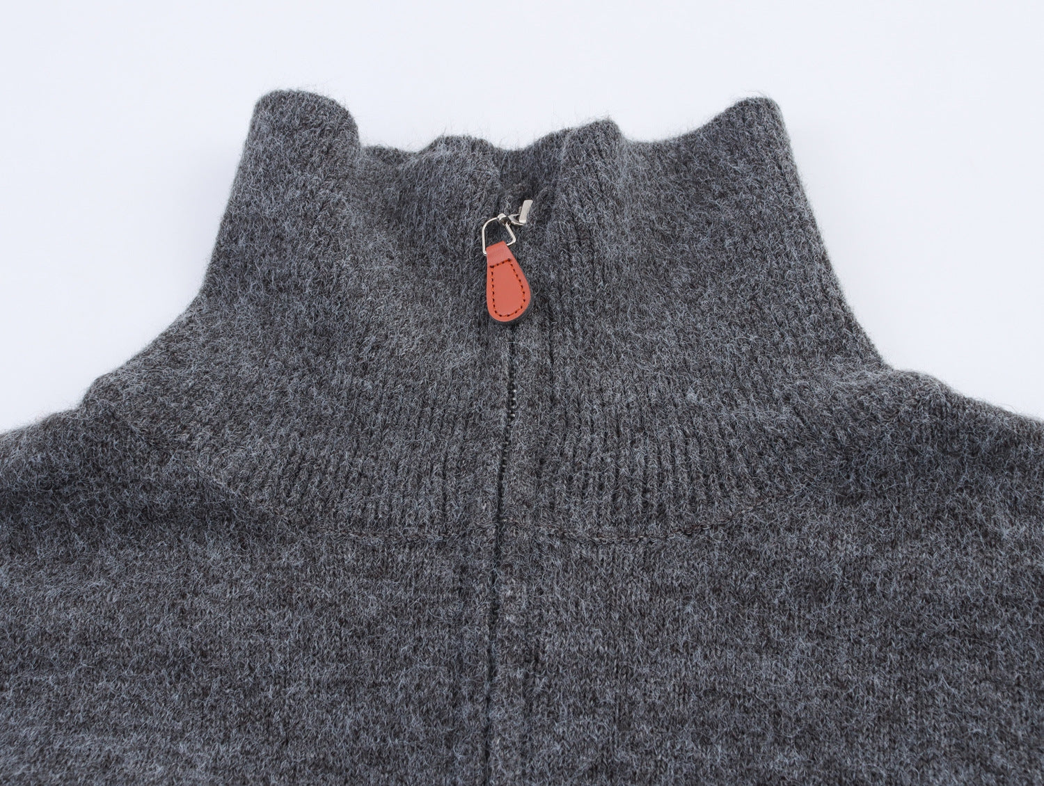 Luxuriöser Strickpullover mit halbem Reißverschluss – Pullover im Designer-Look